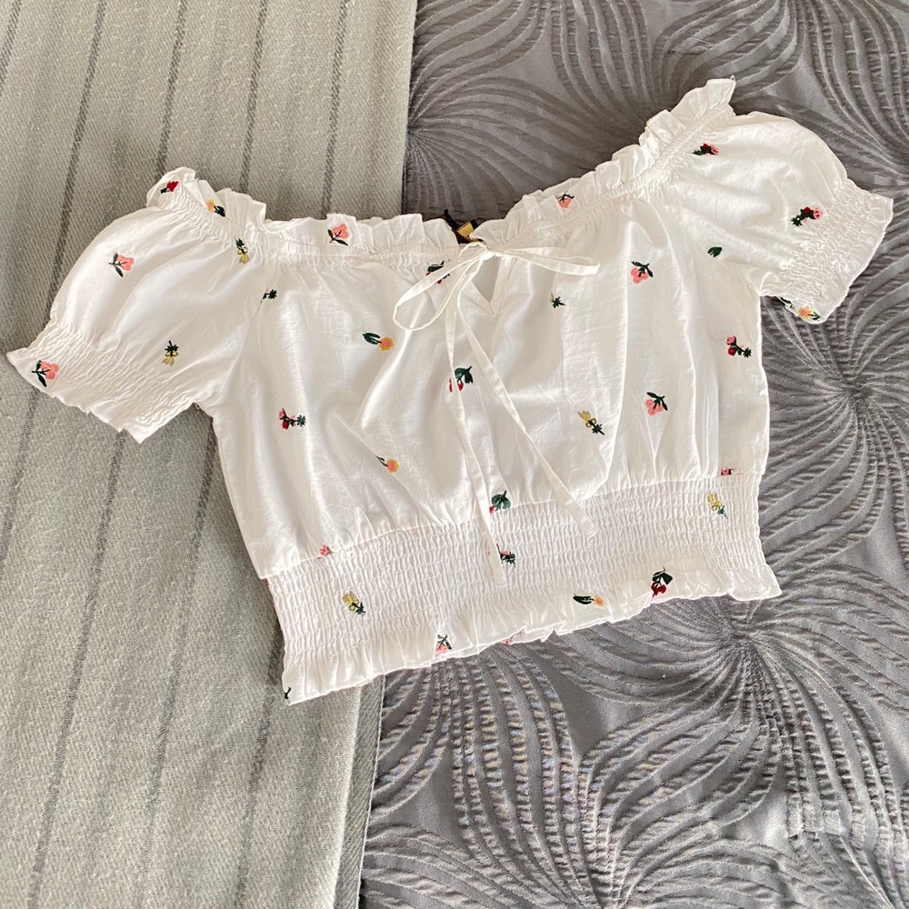 Off the Shoulder Crop Top